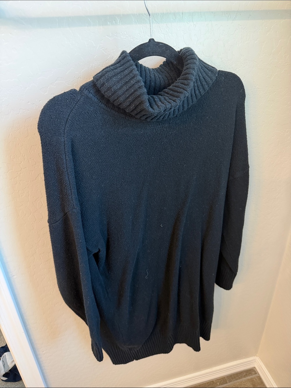 GAP Black Turtleneck Knit Sweater